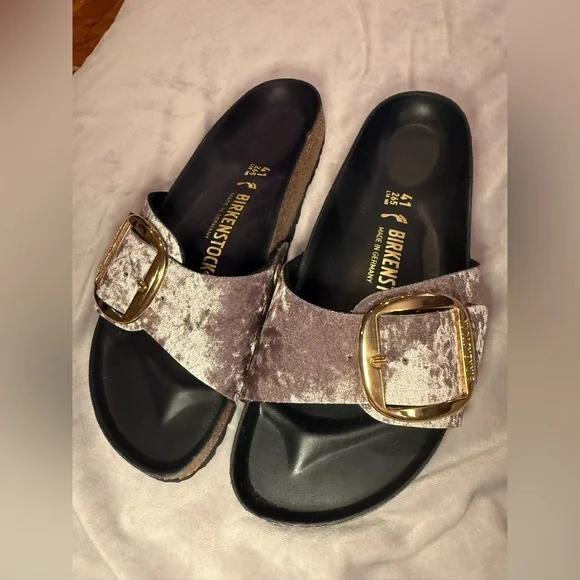 Birkenstock New w/o Box Madrid Big Buckle Rivet Logo Taupe Grey Velvet Exquisite - Picture 3 of 10